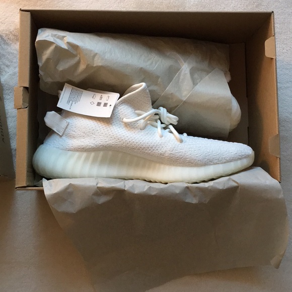 Kanye West Yeezy 350 Triple White (NEVER WORN) - Picture 3 of 6